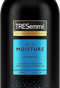 TRESemmé Rich Moisture Shampoo 900ml